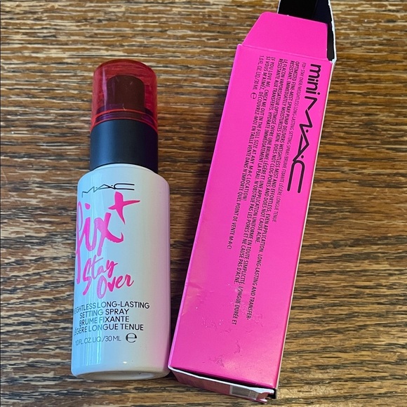 MAC Cosmetics Fix+ Stay Over Setting Spray - Red and Pink - Picture 3 of 5